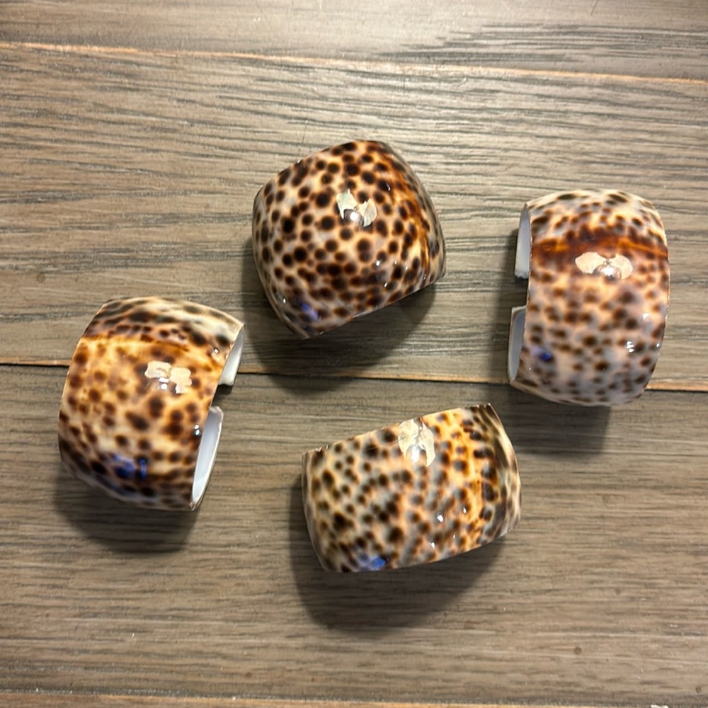 Tiger Cowrie Shell Napkin Rings